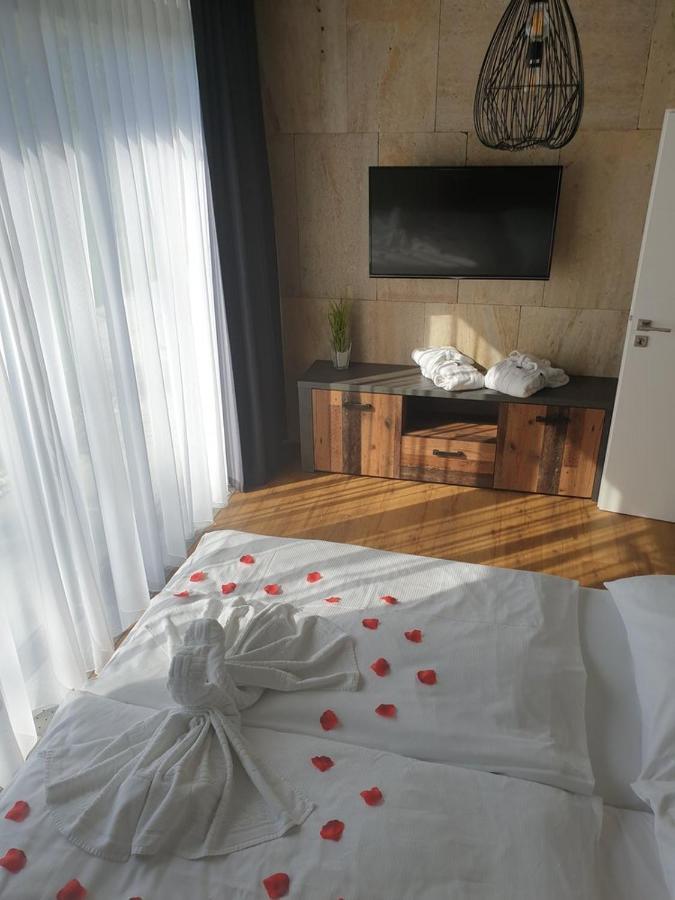 Ea Hotel Kraskov Stary Dvur Ngoại thất bức ảnh