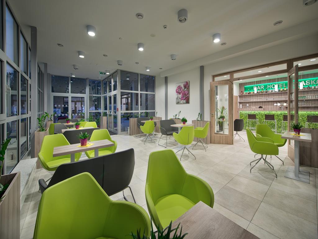 Ea Hotel Kraskov Stary Dvur Ngoại thất bức ảnh